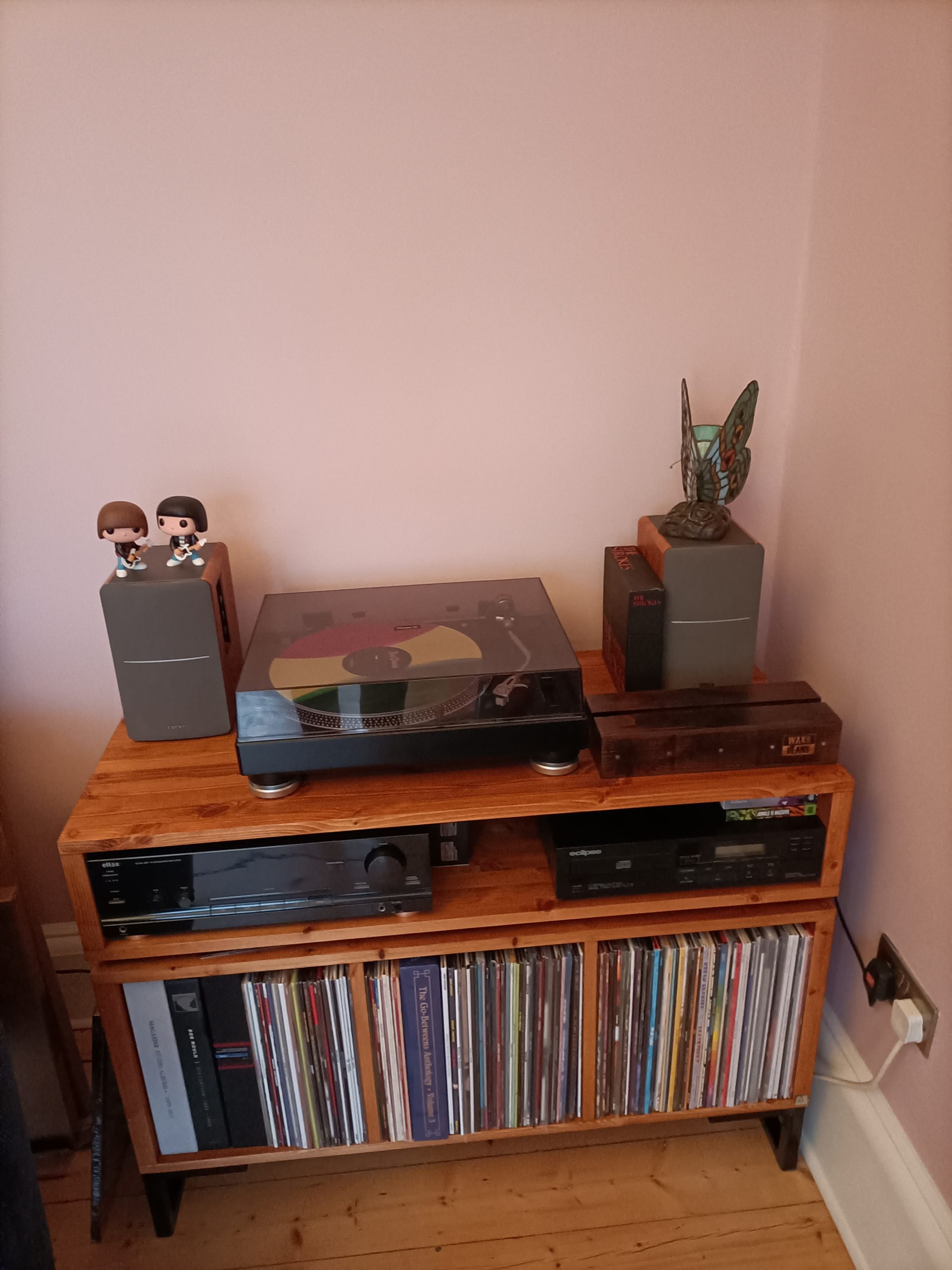 Vinyl Storage Cabinet with Floating Isolation Amp Shelf photo review