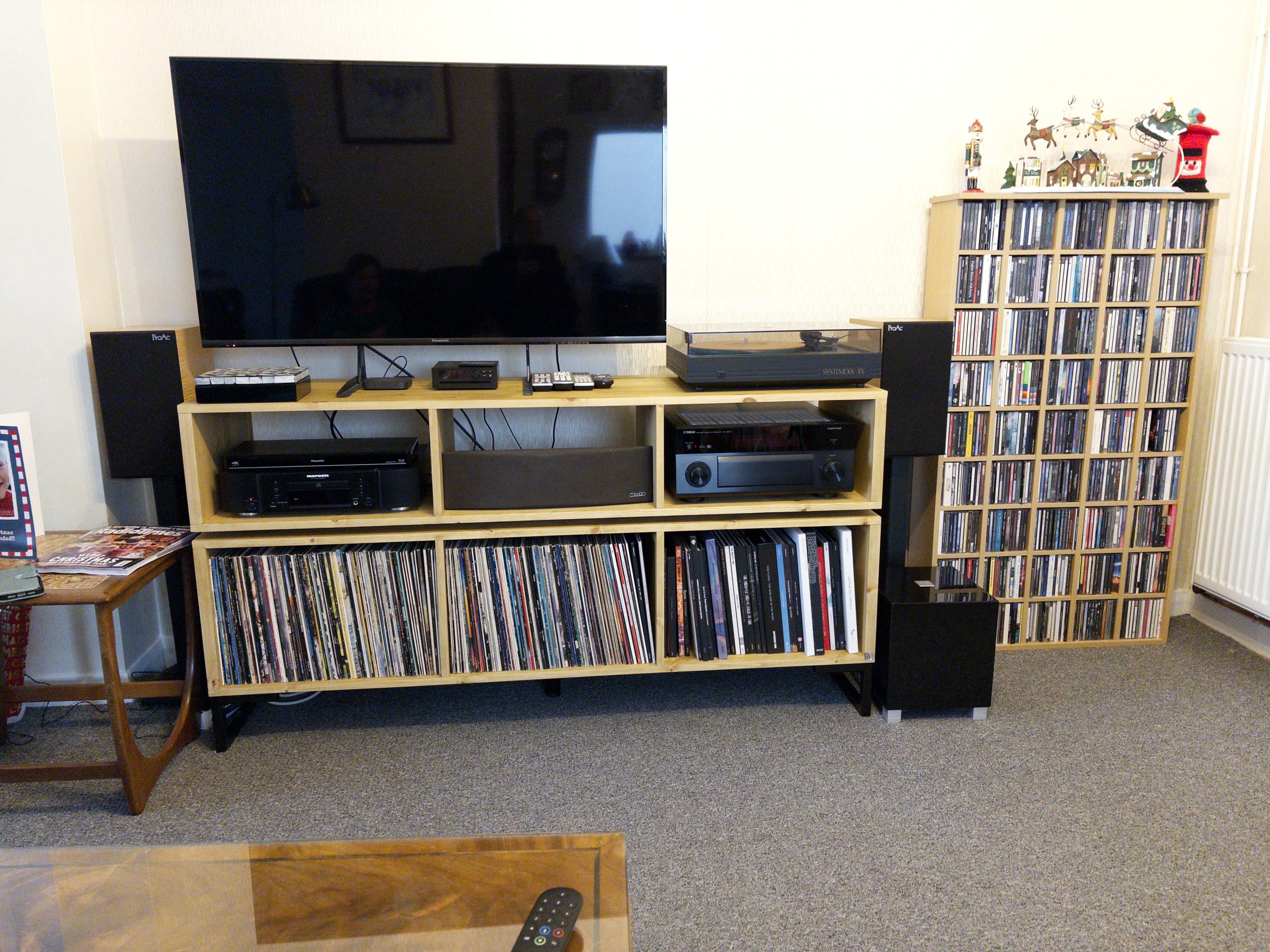 Vinyl Storage Cabinet with Floating Isolation Amp Shelf photo review