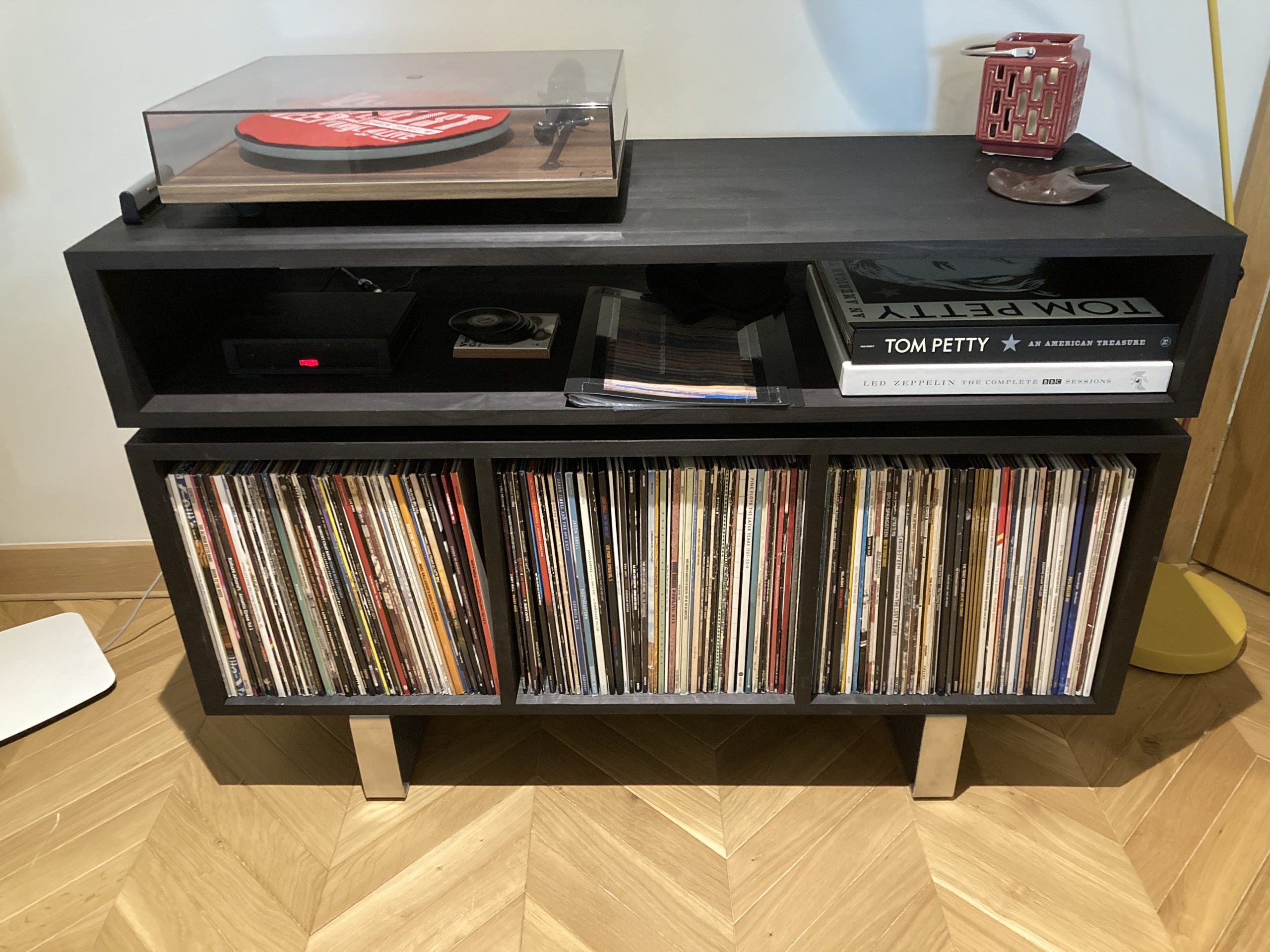 Vinyl Storage Cabinet with Floating Isolation Amp Shelf photo review