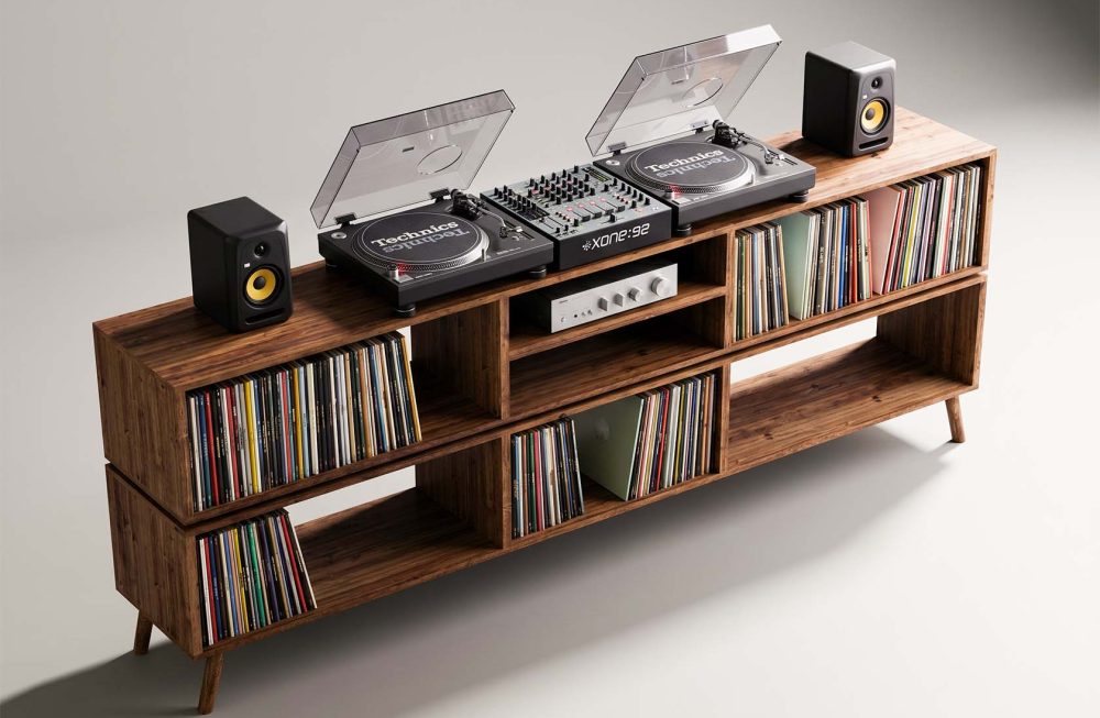 DJ Booth for turntable DJs