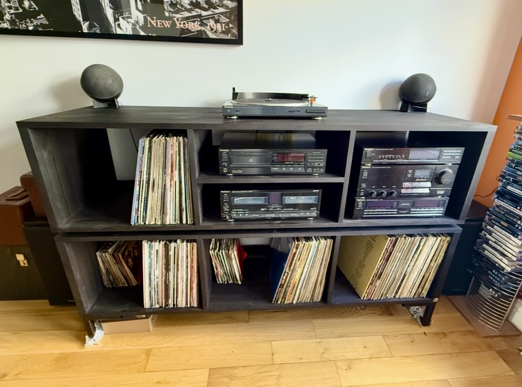 Two Tier DJ Vinyl Storage Cabinet With Component Shelf photo review