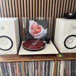 Många - Two Tier Vinyl Storage Cabinet for Collectors photo review