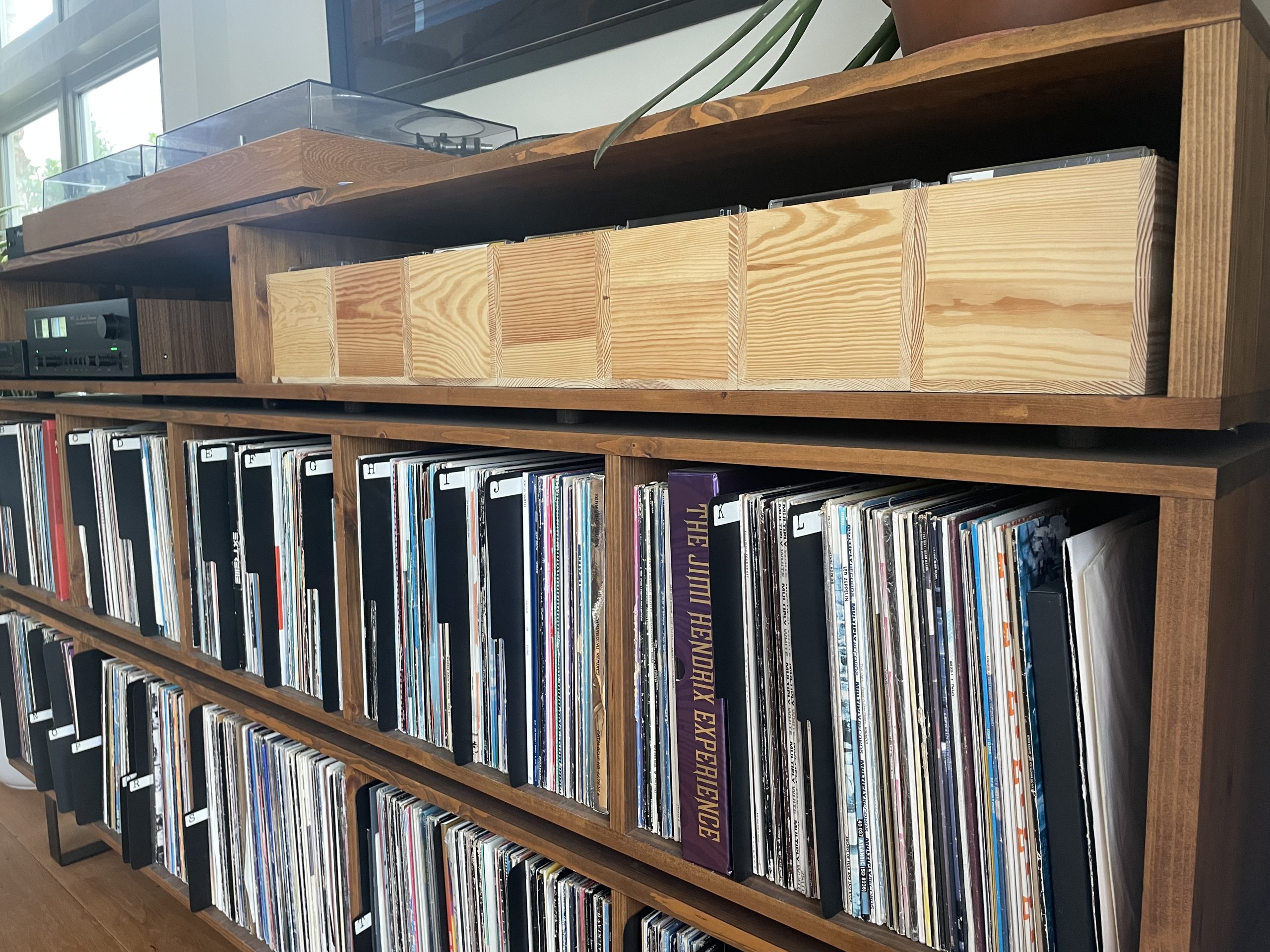 3 Tier Vinyl Storage Cabinet With Isolation Amp Shelf photo review